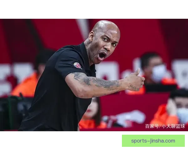 艾维情绪失控言行过激致失业 让人联想到马布里凯琼斯的类似经历 艾维情绪失控言行过激致失业 让人联想到马布里凯琼斯的类似经历
